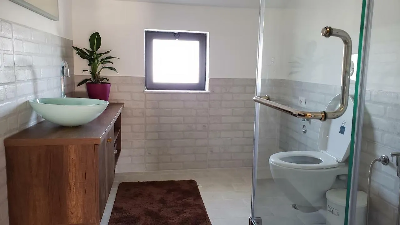 Apartamento Friends Terrace Tirana