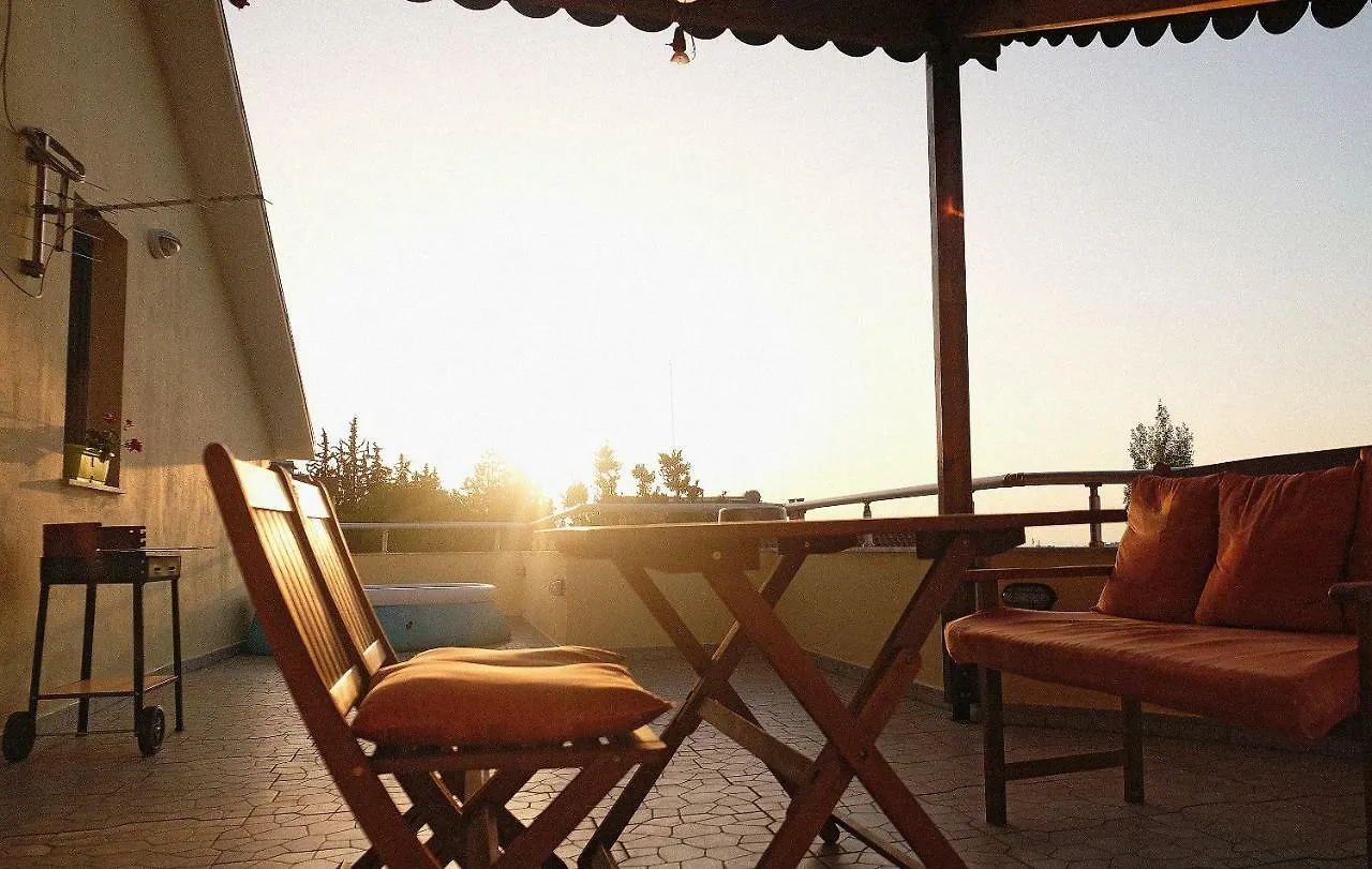 Apartamento Friends Terrace Tirana Albania